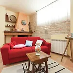 Holiday home Large Holiday Home In Cagli With Pool Acqualagna