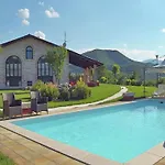 Large In Cagli With Pool * 阿夸拉尼亚