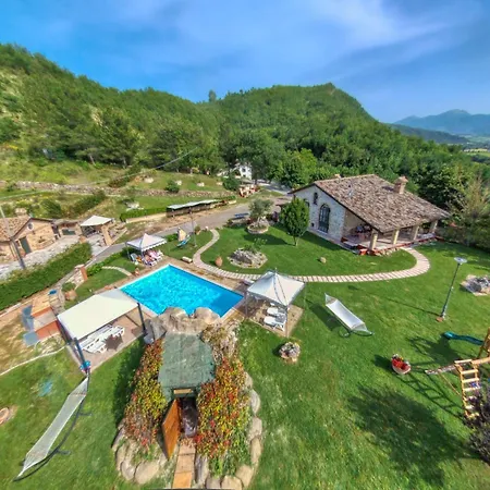 Large Holiday Home In Cagli With Pool Acqualagna