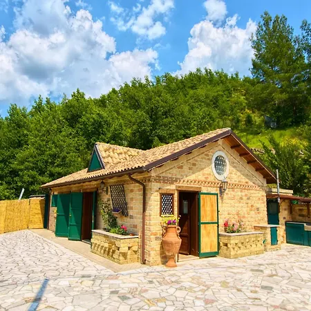 Large Holiday Home In Cagli With Pool