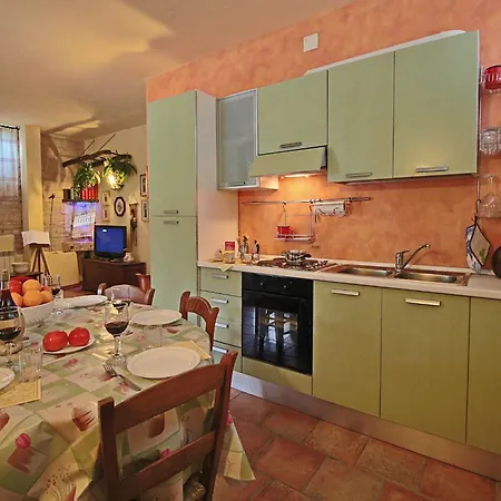 Casa vacanze Large In Cagli With Pool