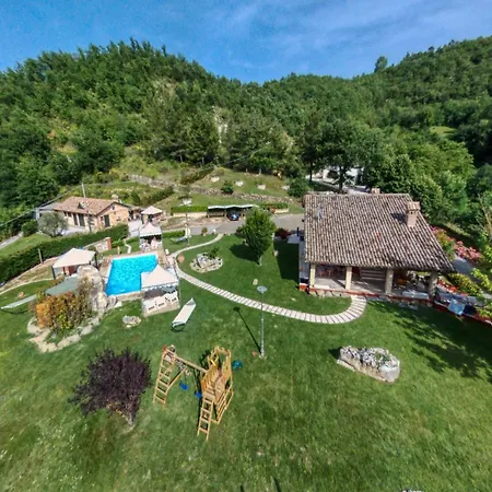 Large Holiday Home In Cagli With Pool *