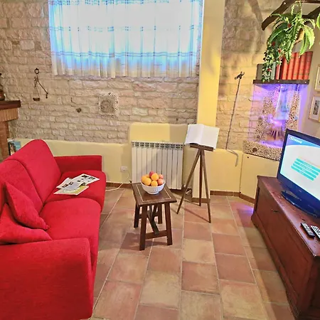 Large Holiday Home In Cagli With Pool Holiday home *