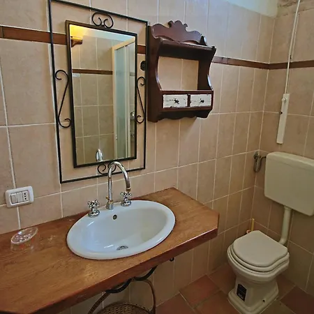 Holiday home Large Holiday Home In Cagli With Pool Acqualagna
